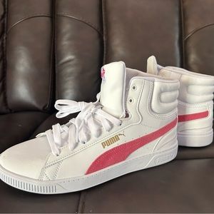 Puma Retro Mid Sneaker (Women) Sz 10